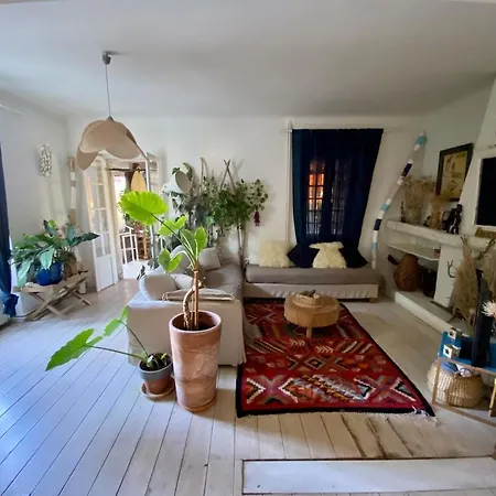 Charming Nicoise House *